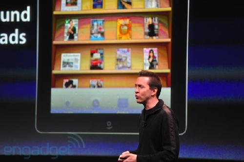 http://www.blogcdn.com/www.engadget.com/media/2011/10/iphone5apple2011liveblogkeynote1271.jpg