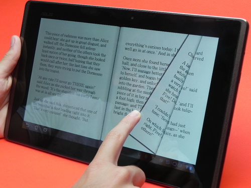 Review ASUS Eee Pad Transformer - hitul internaţional se afirmă pe masa noastră de teste (Video)