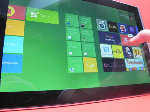Windows 8 pe ASUS Eee Slate B121