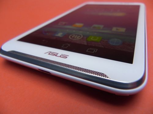 ASUS FonePad Note FHD 6 Review: un midrange puternic cu stylus atractiv, camera slabă (Video)
