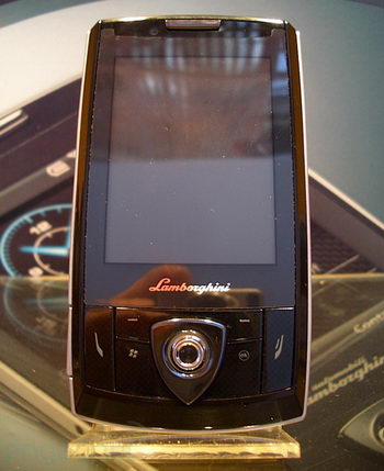 Asus: Telefonul Asus ZX1 Lamborghini isi face aparitia
