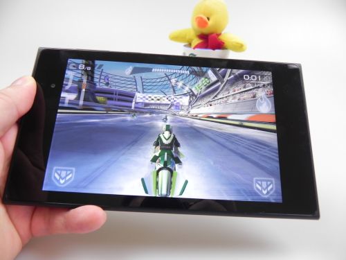 ASUS MeMo Pad ME572C atinge o temperatură de 38.8 grade Celsius după 15 minute de jucat Riptide GP2