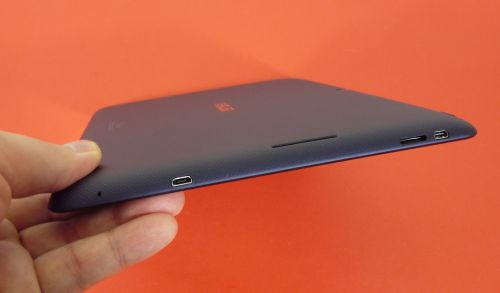 Porturi ASUS MeMo Pad FHD 10