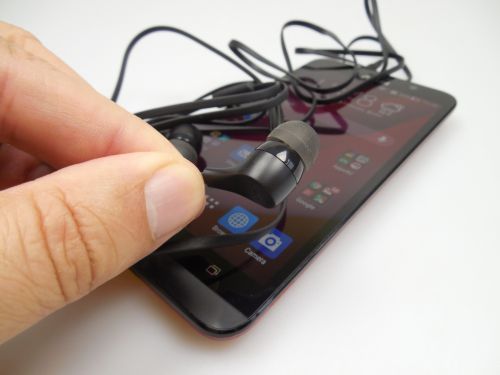 Castila lui ASUS ZenFone 2