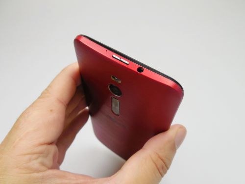 Specificatii ASUS ZenFone 2