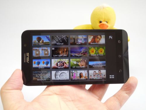 Camera lui ASUS ZenFone 2