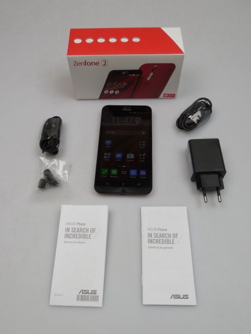 ASUS ZenFone 2 Unboxing: primul telefon cu 4 GB RAM îşi turează motorul pe masa de teste (Video)