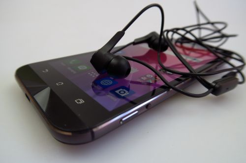 Casti ASUS ZenFone Zoom