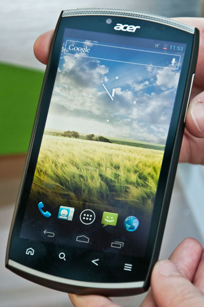 Acer CloudMobile surprins în imagini înainte de prezentarea la MWC 2012