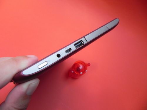 Acer Iconia Tab A200 - porturi