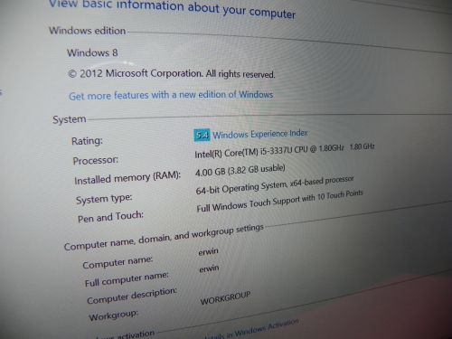 Review Acer Iconia W700