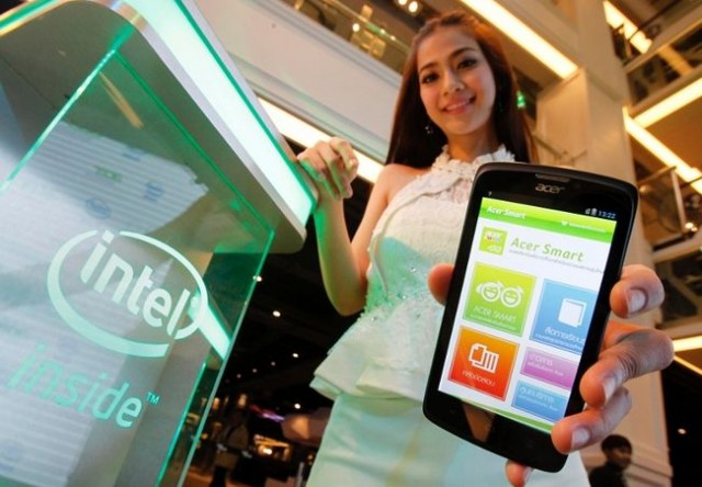 Intel și Acer anunță telefonul Liquid C1, bazat pe procesor Intel Atom