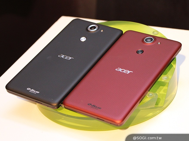 Acer Liquid X1 lansat oficial; phablet cu procesor octa-core și display de 5.7 inch (Video)