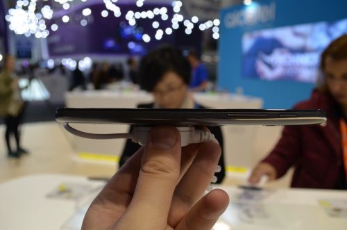 Alcatel Pop 4S din lateral