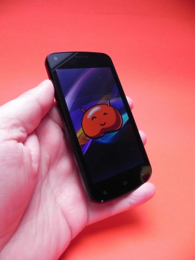 Allview A5 Quad review: dual SIM quad core accesibil cu o acustică excelentă (Video)