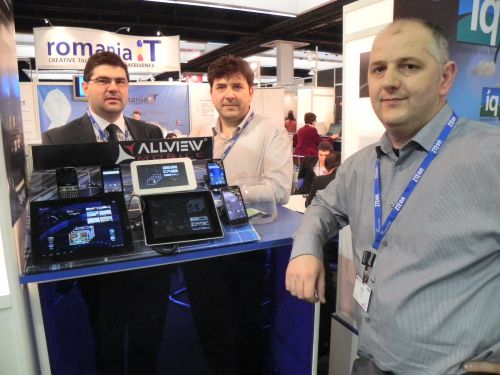 MWC 2012: Standul Allview și cum arată Android 4.0 pe tableta Allview (video)