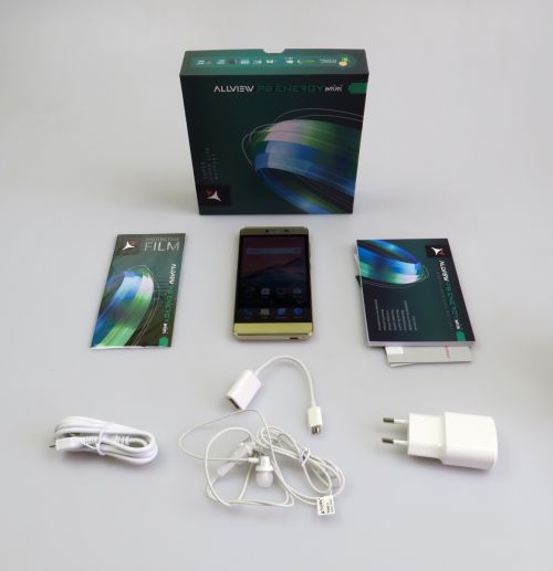 Allview P8 Energy, continutul cutiei