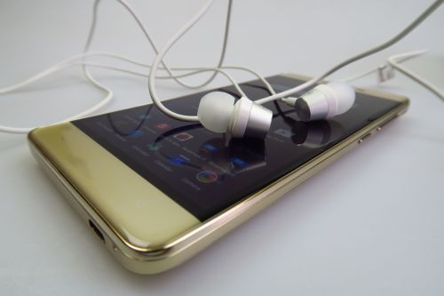 Allview P8 Energy Mini, scos din cutie