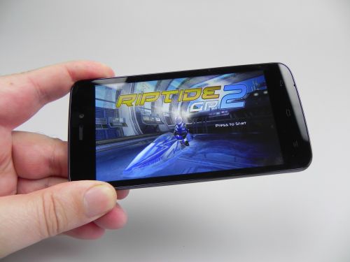 Recenzie Allview V1 Viper i4G