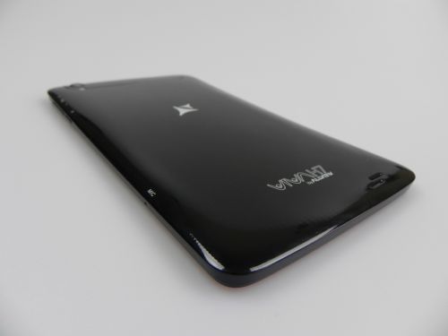 Designul lui Allview Viva H7 Life