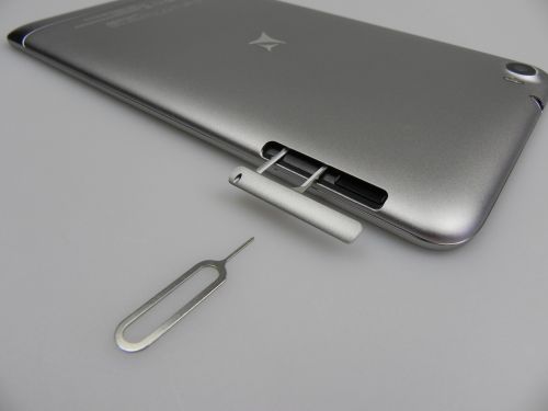 Designul lui Allview Viva H7 Xtreme