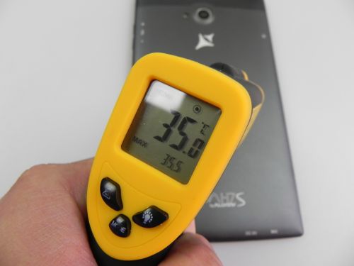 Allview Viva H7S - 35.5 grade Celsius, după 15 minute de Riptide GP2