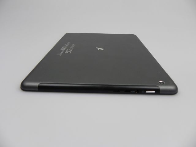 Allview Viva Q10 Pro Review & Concurs: design solid, experienţă plăcută de gaming, bateria şi ecranul mai puțin reușite (Video)