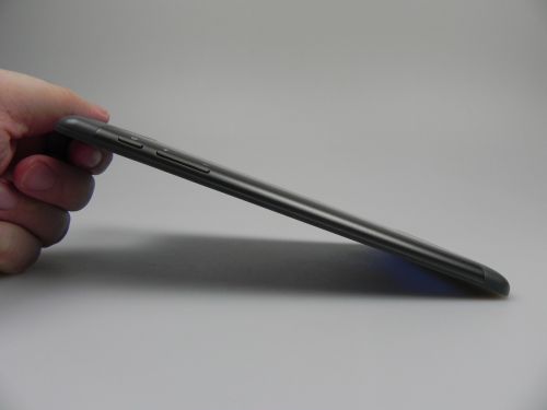 Designul lui Allview Wi8G