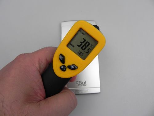 atinge 38.5 grade Celsius după 15 minute de jucat Riptide GP2