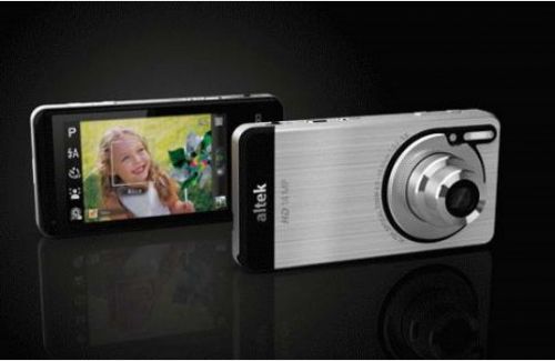 Altek Leo, telefonul cu camera de 14 megapixeli, intr-o experienta hands on la CommunicAsia 2010 