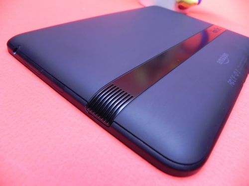 Amazon Kindle Fire HD, partea spate