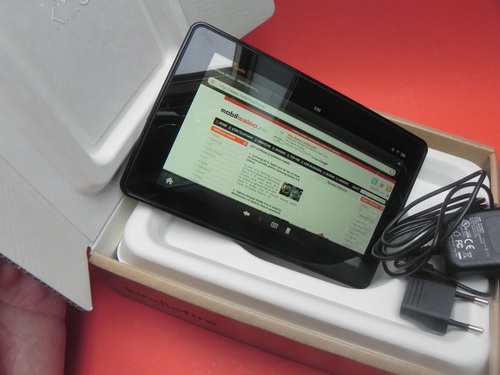 Unboxing Amazon Kindle Fir