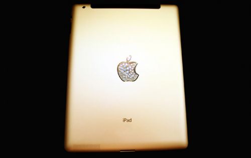 iPad 2 cu fragmente de dinozaur Încrustate și diamante? Da, pentru "suma modică" de 5.6 milioane de euro