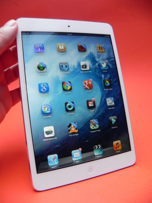 Safari a fost și el actualizat, suportând acum salvarea offline a paginilor și sincronizarea tab-urilor În iCloud