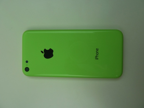 iPhone 5C fotografiat din nou, imagini de calitate și mai bună acum!