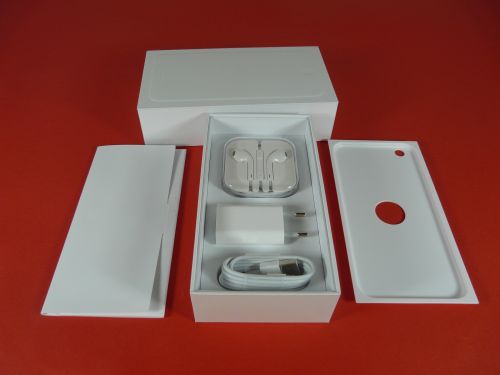 Apple iPhone 6 Plus Unboxing in limba romana