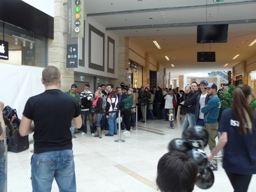 Debutul lui iStyle, magazinul de produse Apple din AFI Cotroceni Palace