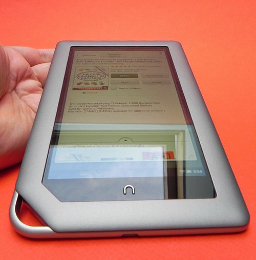 Barnes & Noble Logo pe Nook Tablet