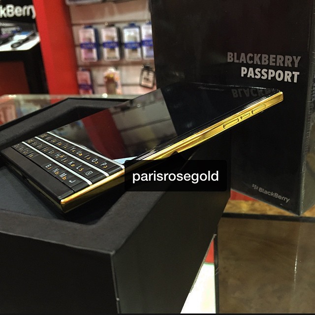 BlackBerry Passport primește o ediție aurie marca Paris Rose Gold