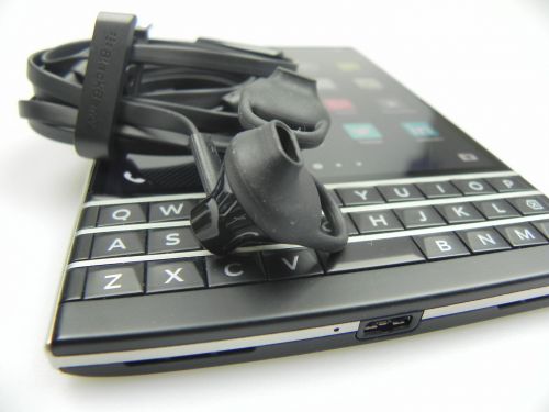 BlackBerry Passport pe partea audio
