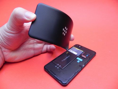 BlackBerry Z10 spate inlaturabil