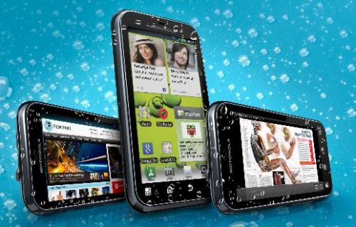 Telefoane Android în oferta Cosmote: Motorola Defy+ vs Sony Ericsson Xperia Neo V