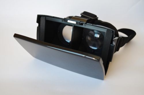 Review ochelari VR E-Boda Avatar; experiența jocurilor video dusă la un nou nivel