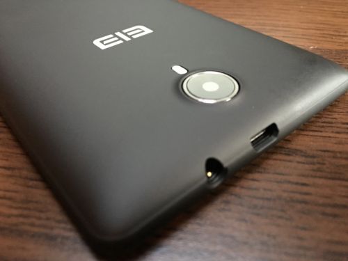 Camera lui Elephone Trunk