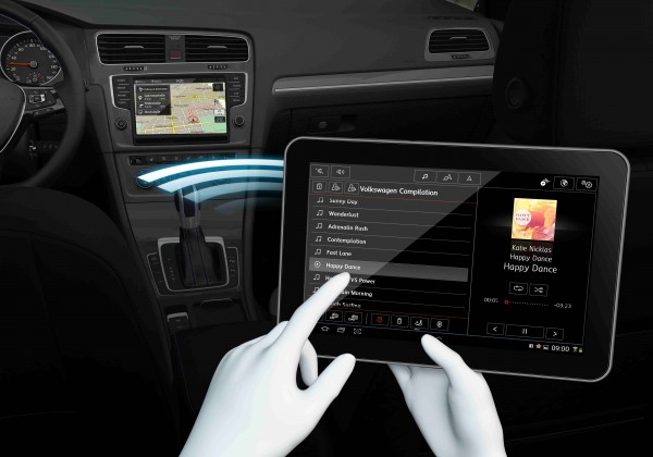CES 2015: Volkswagen anunță lansarea lui Android Auto pe mașinile europene În acest an