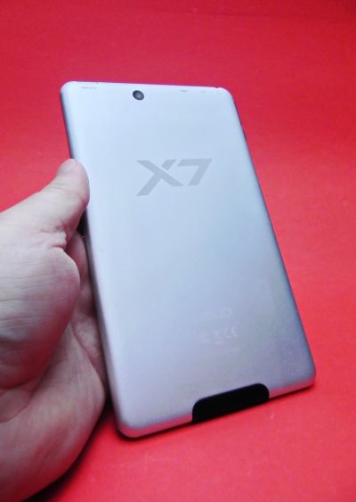 Evolio X7 Review: tabletă slim, rezoluție ridicată, un câștigător de 7 inch (Video)