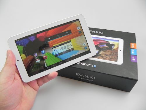 Evolio Quattro HD Unboxing: una dintre cele mai accesibile tablete testate de noi scoasă din cutie + Concurs (Video)