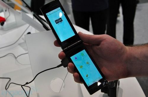 Fujitsu a prezentat un prototip Dual Touchscreen