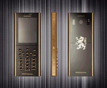 Gadgets: Mobiado lanseaza 2 noi telefoane pentru cei bogati: Professional 105EM si 105 GCB