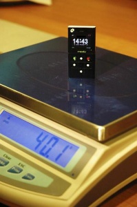 Gadgets: Record mondial: telefonul modu este cel mai usor din lume